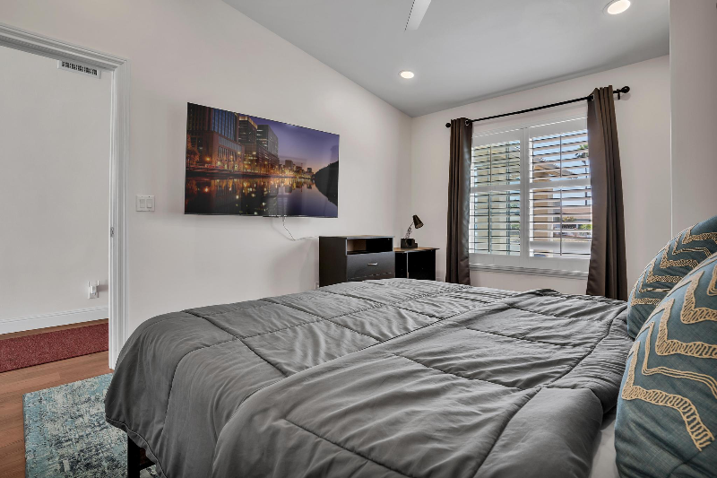 3784 Nectarine Cir - Photo 2 of 14