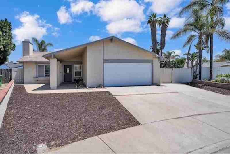 3784 Nectarine Cir - Photo 4 of 14