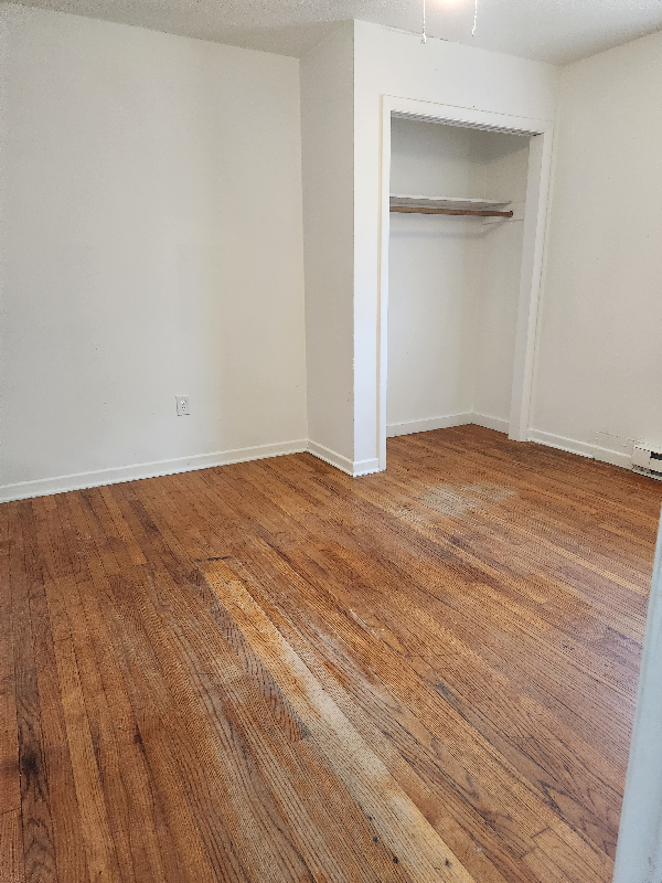4835 N Old Laurens Rd #F - Photo 6 of 9