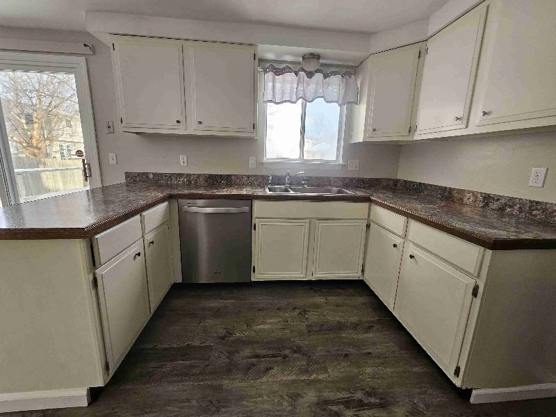 610 1/2 Sunflower Dr - Photo 7 of 20