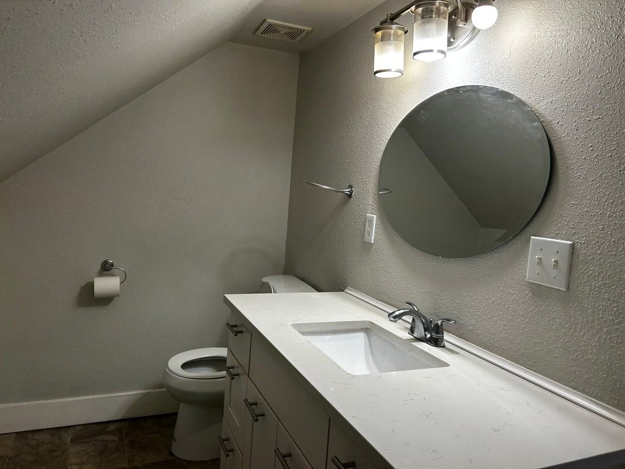 4330 S K St - Photo 7 of 20