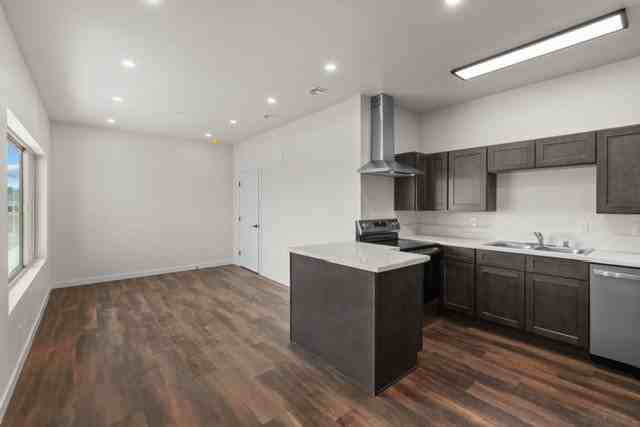 524 N 7th St #1 - Photo 5 of 33