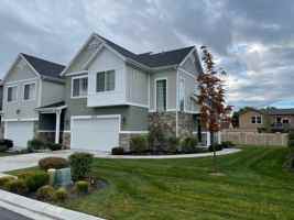 featured image of 2003 W Park Rim Way