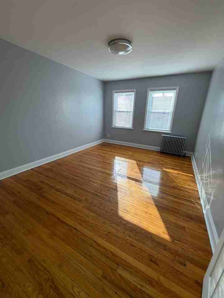 194 Park Ave #5B2 - Photo 5 of 6