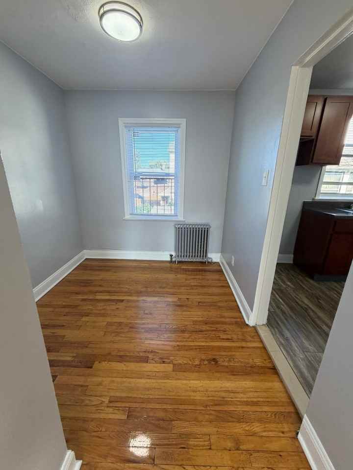 194 Park Ave #5B2 - Photo 6 of 6
