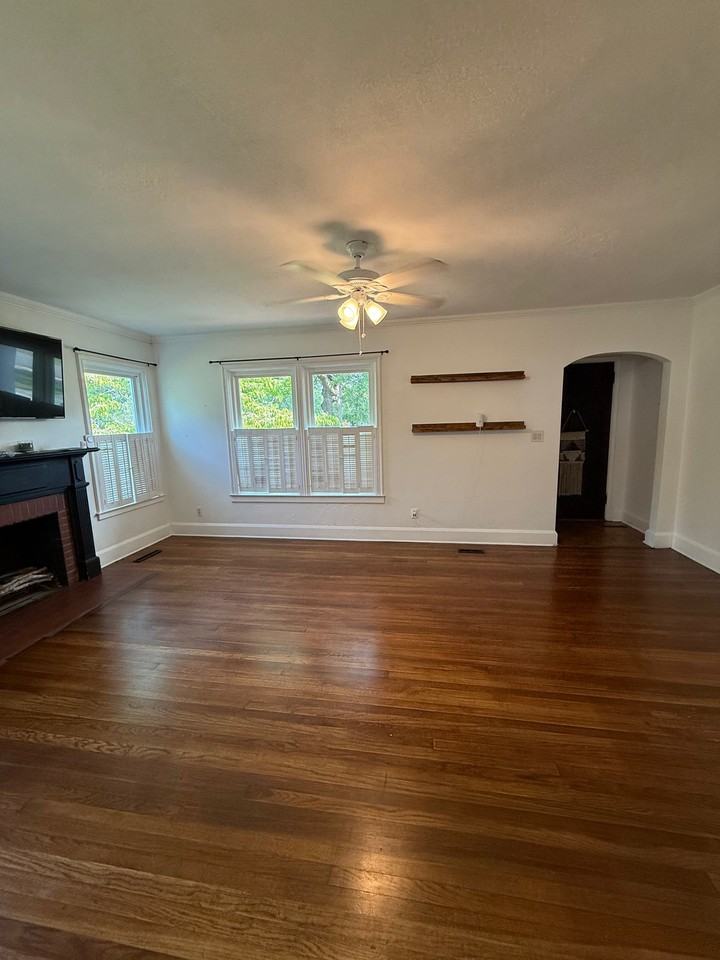 718 E 15th Ave - Photo 7 of 50