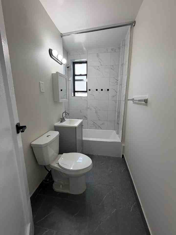 157 S Harrison St #605 - Photo 6 of 6