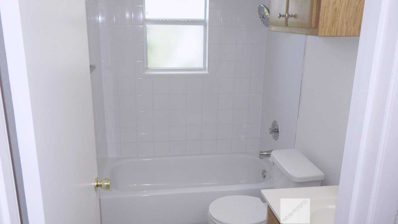 313 Tarasco Dr #313 - Photo 5 of 10