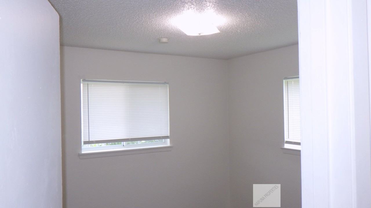 313 Tarasco Dr #313 - Photo 6 of 10