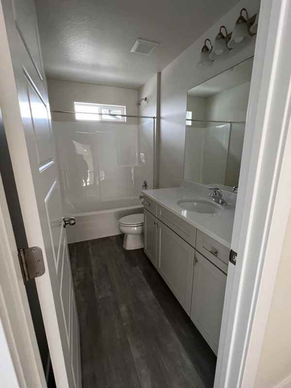 1338 W Quailhill Rd - Photo 5 of 12