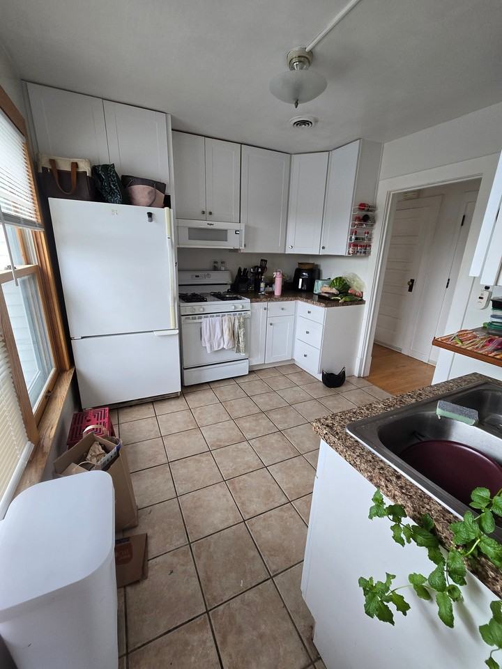 6029 Portland Ave - Photo 2 of 7