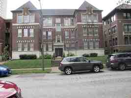 featured image of 6226 Northwood Ave #3E
