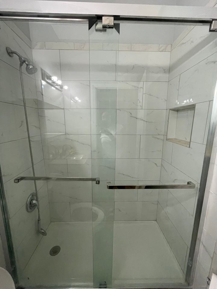 1642 Stanley Ave - Photo 5 of 10