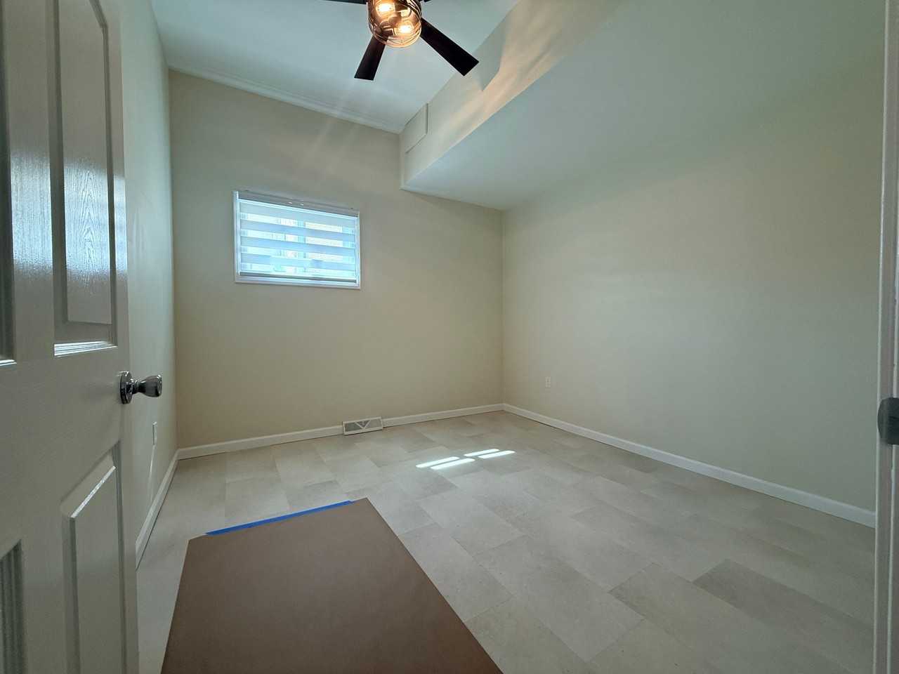341 N Grant Ave #C - Photo 5 of 10