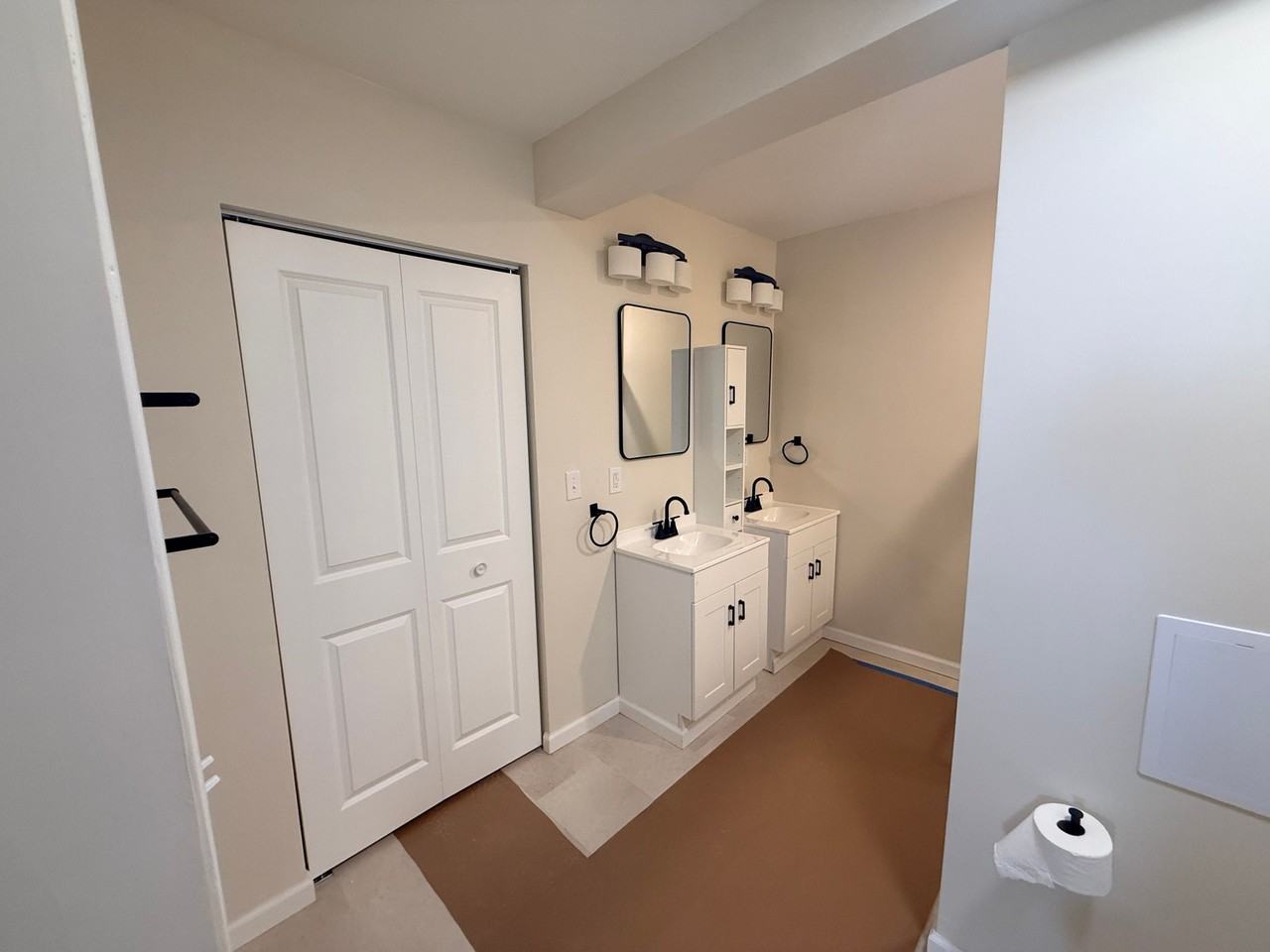 341 N Grant Ave #C - Photo 7 of 10