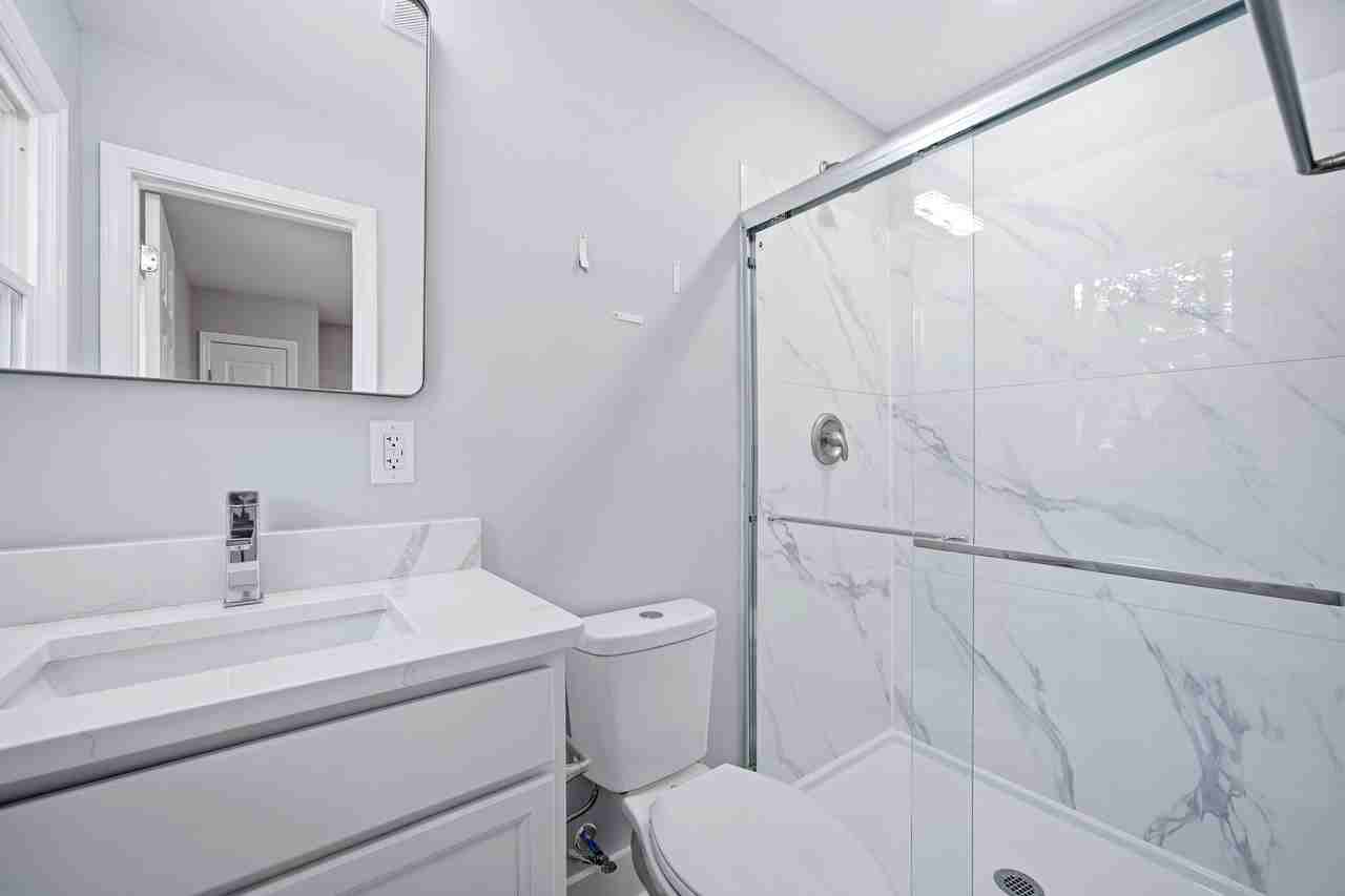 553 Derrydowne Dr - Photo 6 of 25