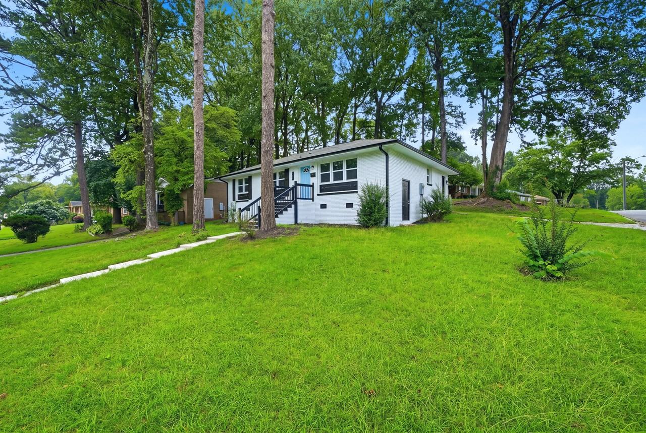 553 Derrydowne Dr