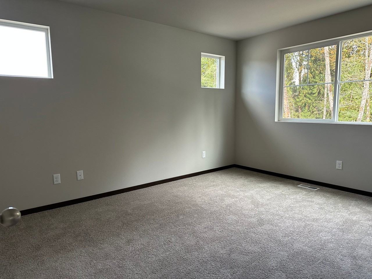 9421 Fairhaven Cir Ne - Photo 7 of 12