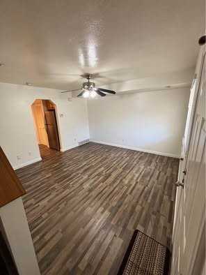 1639 Talon Dr - Photo 2 of 14
