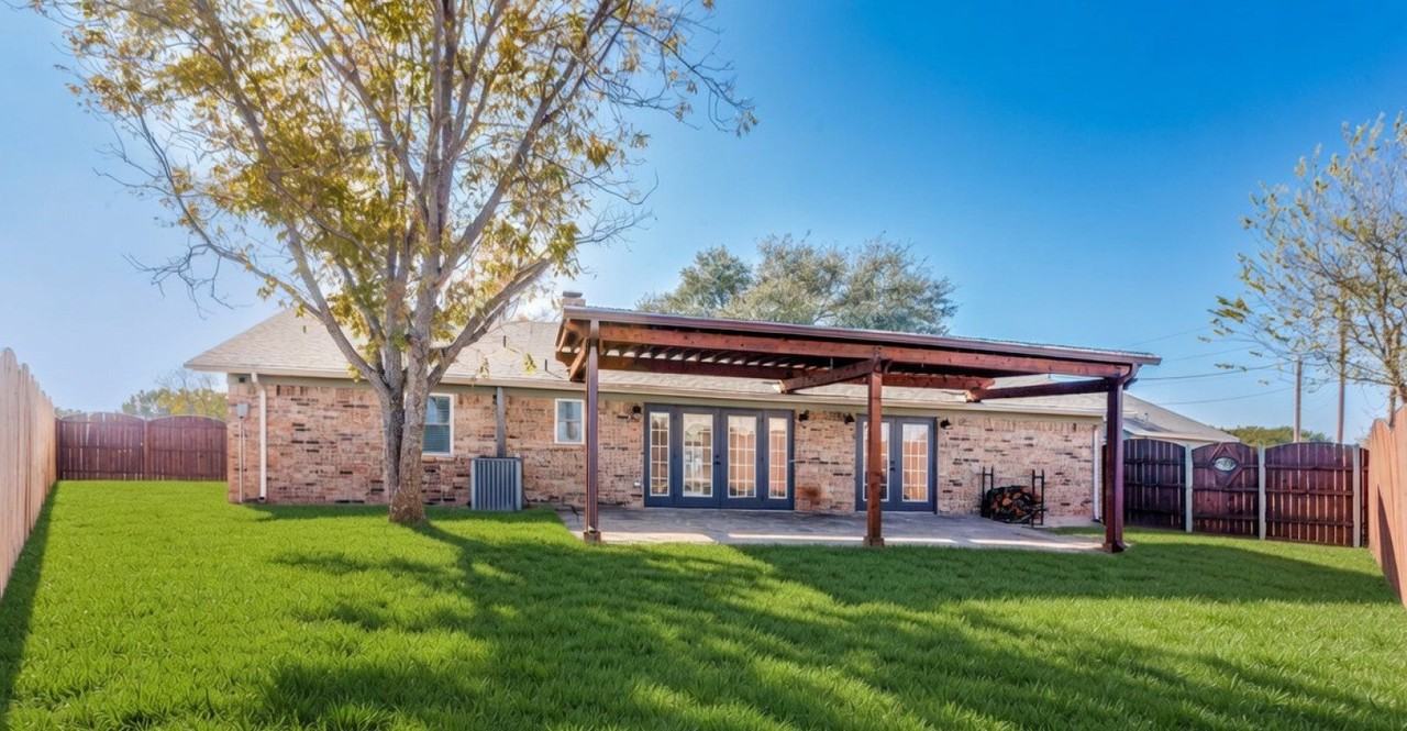 1024 W Apache Trl - Photo 3 of 20