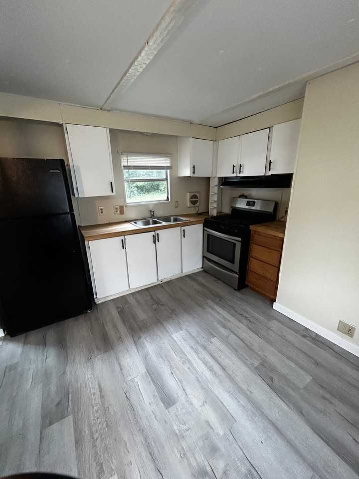 118 Kirchner St - Photo 2 of 18