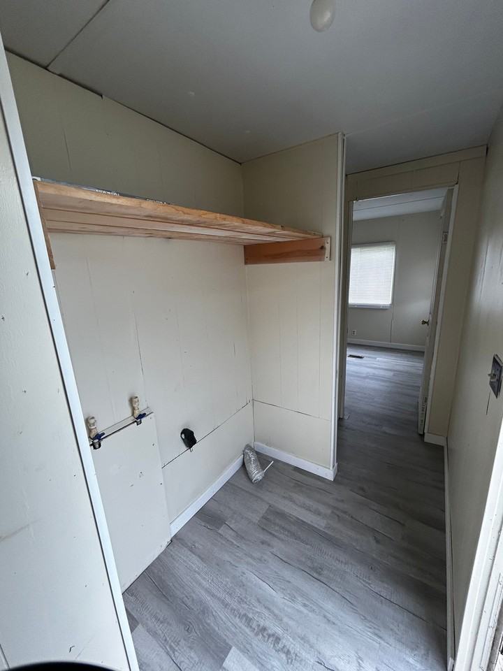 118 Kirchner St - Photo 6 of 18