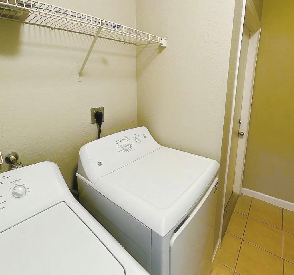 1360 Sw 119th Ct - Photo 7 of 7
