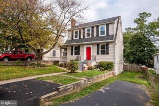 611 Hilltop Rd - Photo 1 of 1