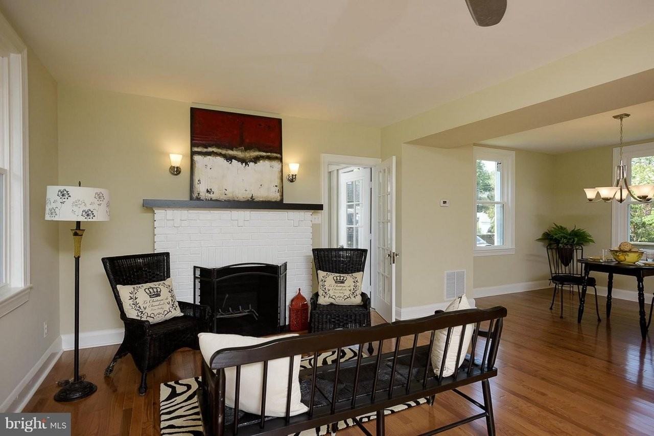 611 Hilltop Rd - Photo 5 of 17