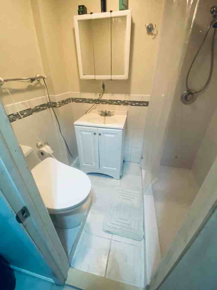 20 Vineyard Ave - Photo 7 of 11