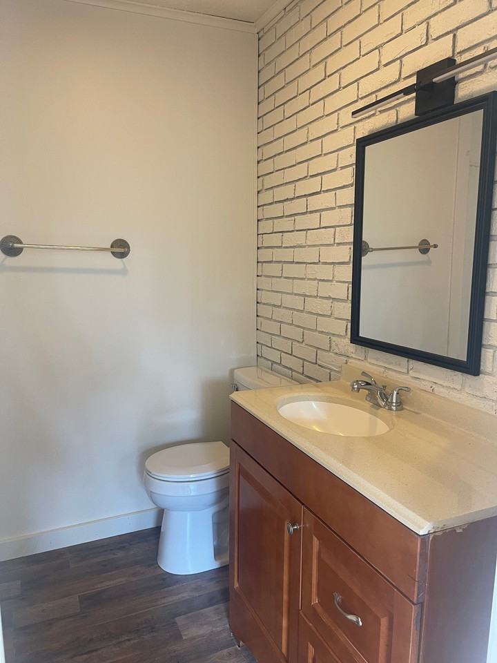 228 Gatewood Rd #A - Photo 7 of 15