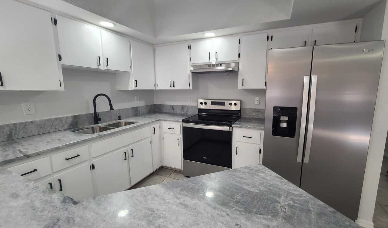 10490 Chalmer St #14 - Photo 4 of 16