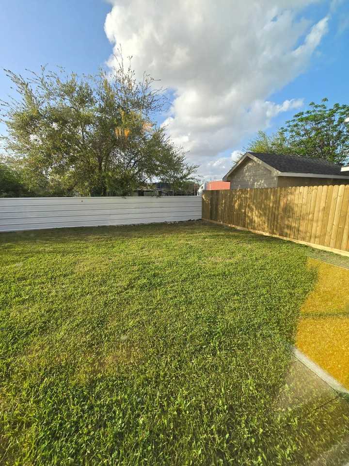 4921 Barkley St - Photo 3 of 20