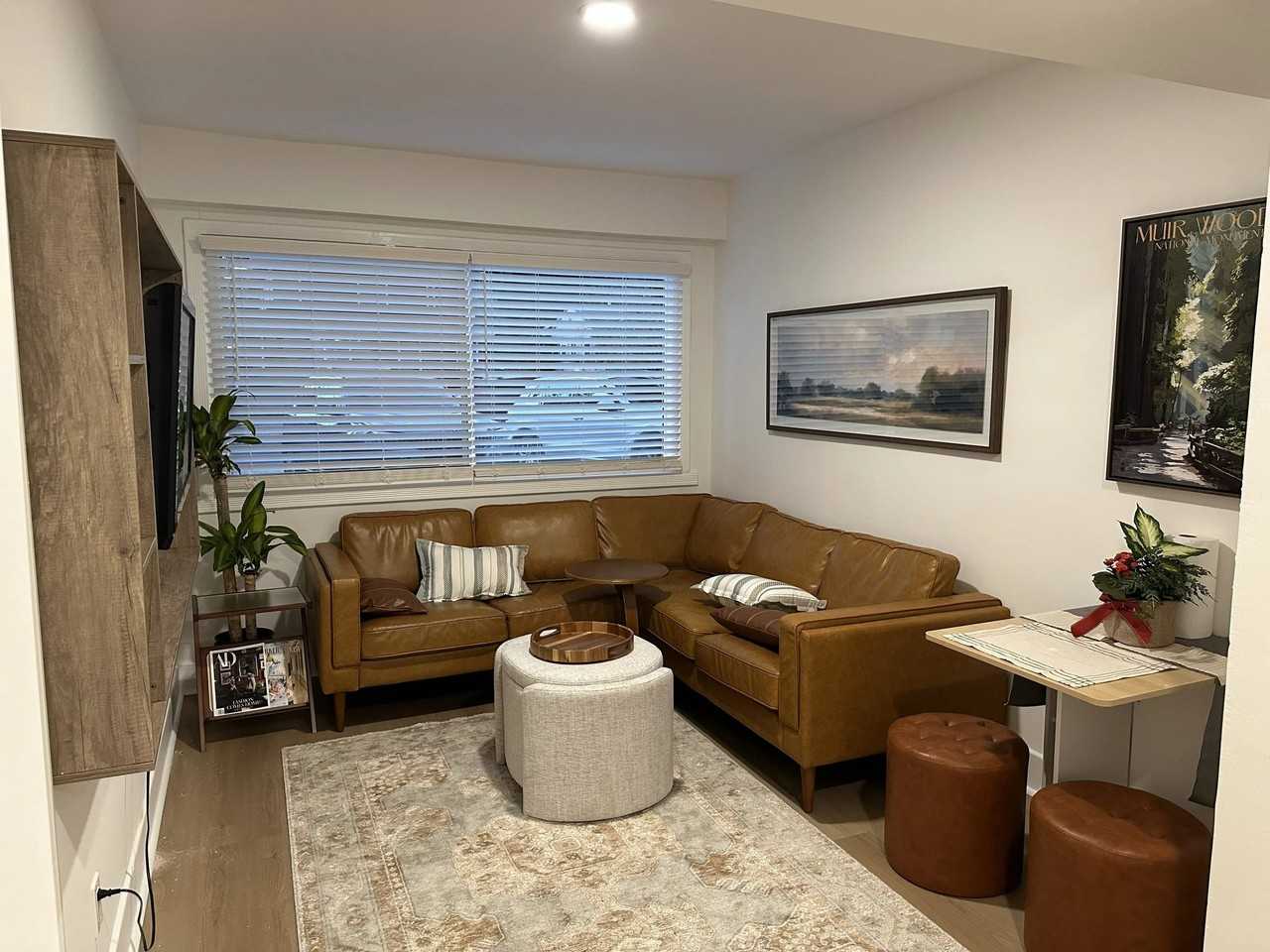 22 Central Dr #B - Photo 3 of 17