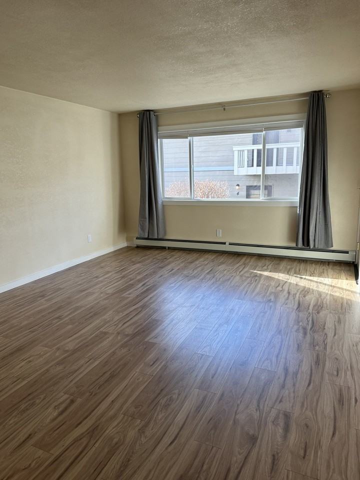 1028 Longstaff St #3 - Photo 2 of 9