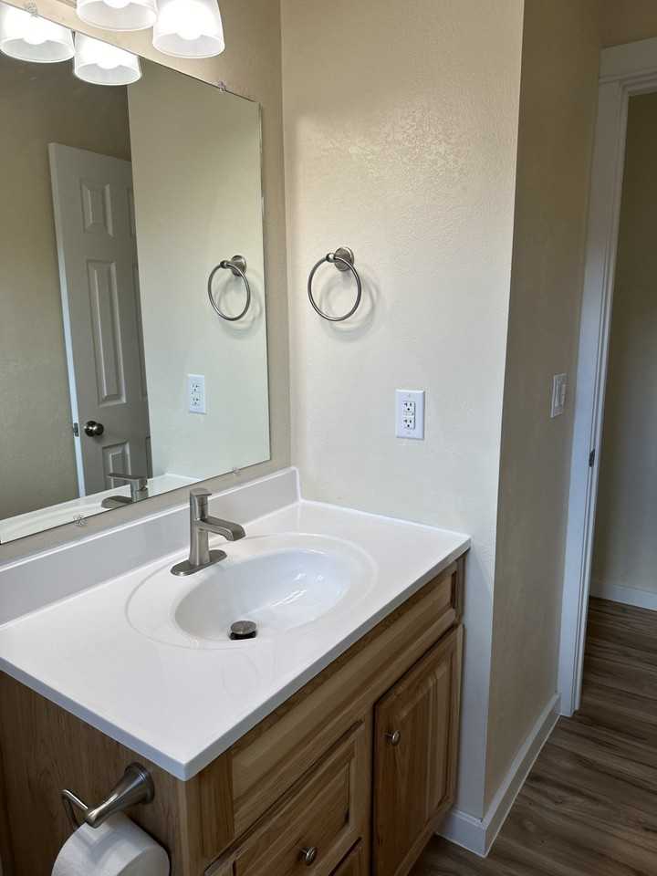 1028 Longstaff St #3 - Photo 6 of 9