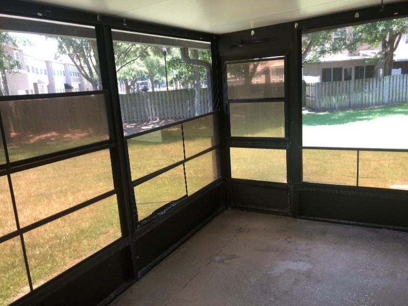 10101 Lake Oak Cir - Photo 5 of 17