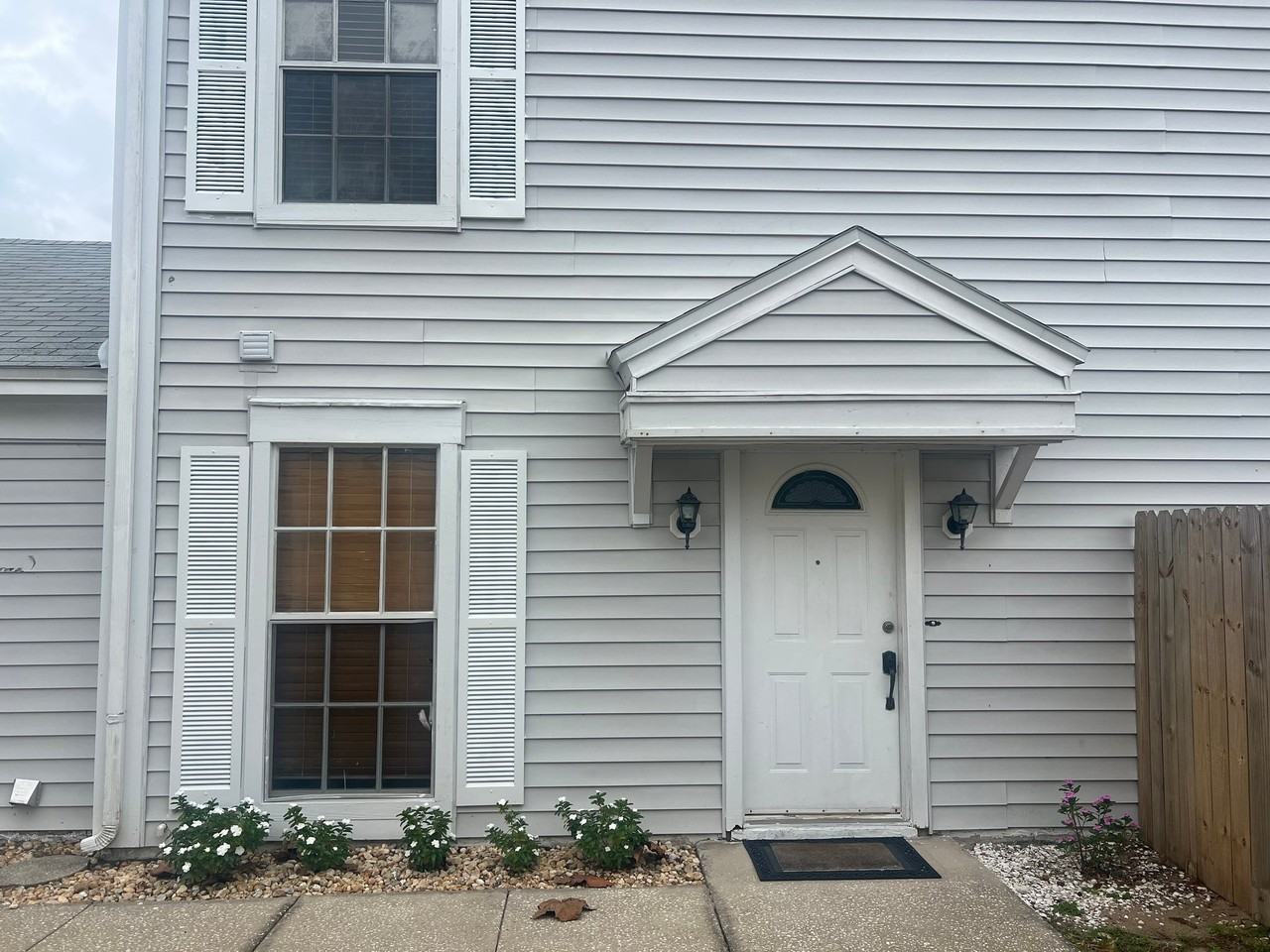 12325 Villager Ct - Photo 2 of 17