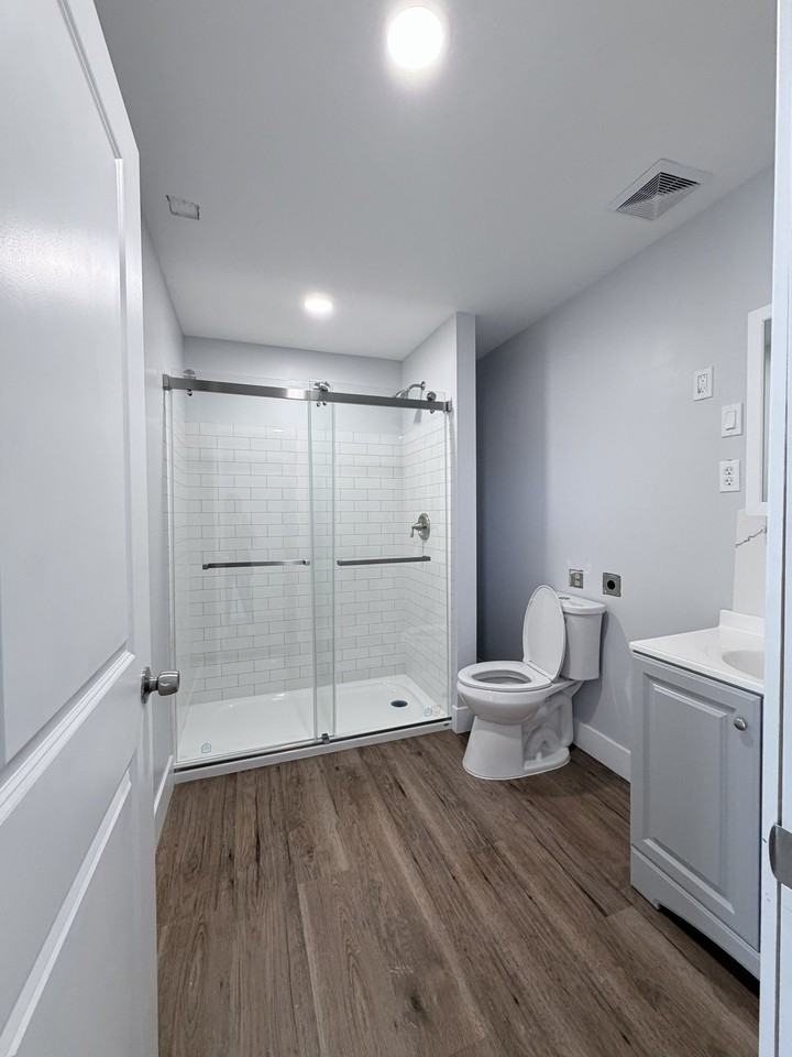 4554 Estate Dr #B - Photo 3 of 12