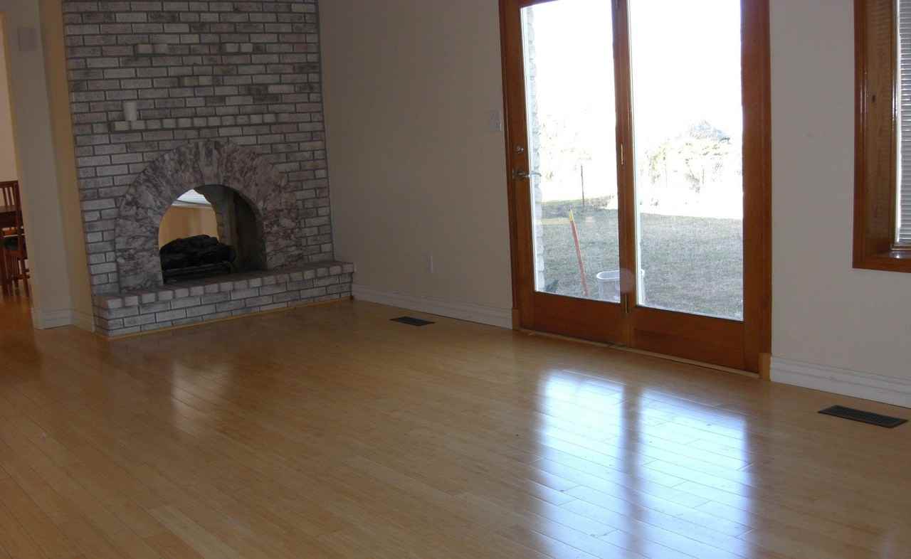 1115 S St - Photo 3 of 6