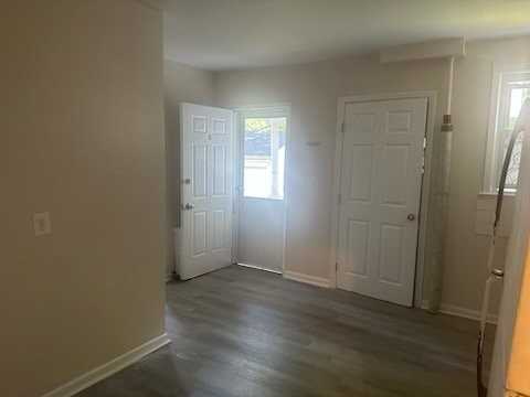 41 3rd St #6 - Photo 7 of 9
