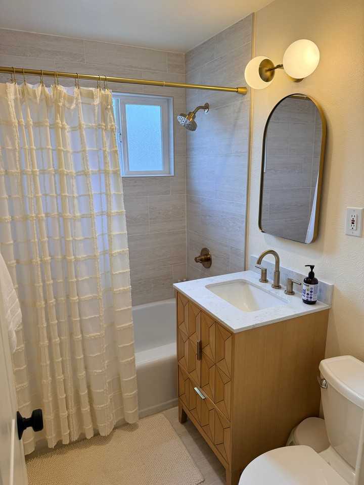 2657 Perry St - Photo 7 of 14