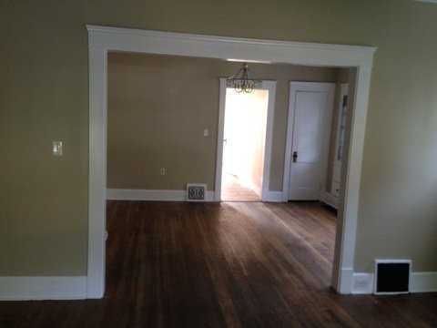 1482 Lakewood Ave - Photo 4 of 20