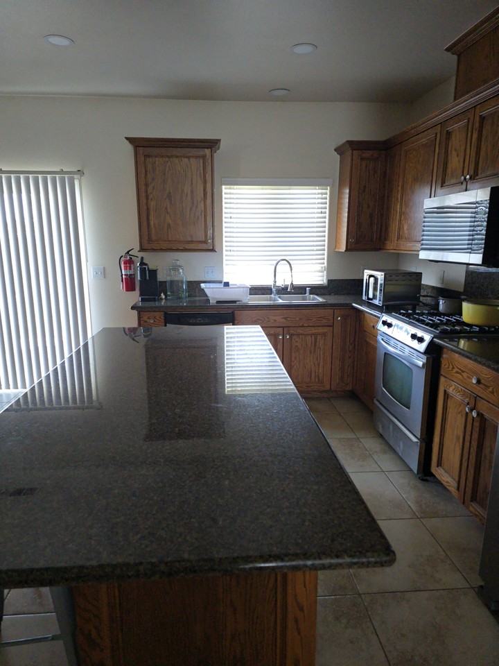4350 W Iris Ave - Photo 5 of 12