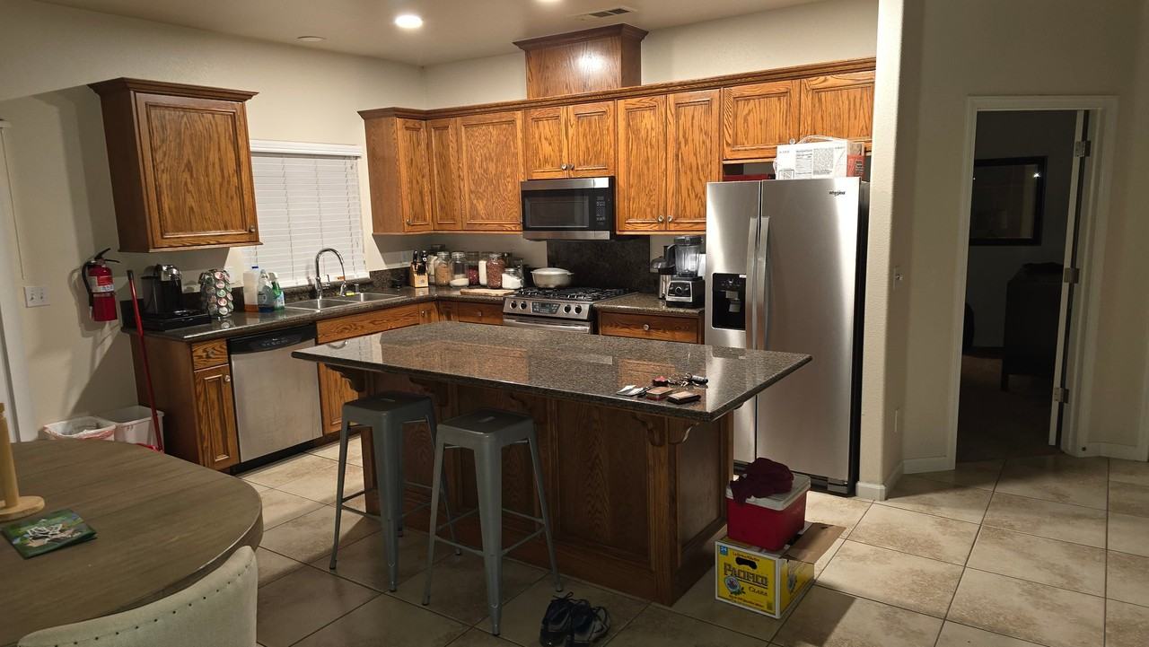 4350 W Iris Ave - Photo 6 of 12
