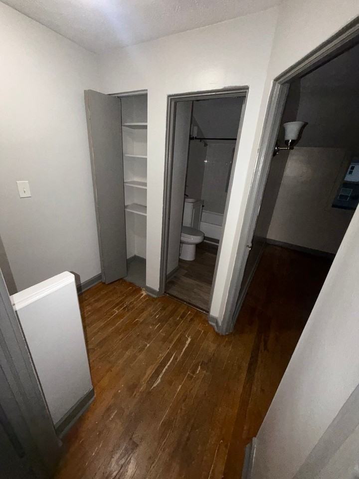 114 Ledgecrest Ave - Photo 4 of 9