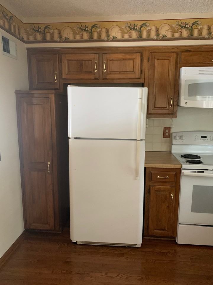 6316 Charlotte St - Photo 7 of 22