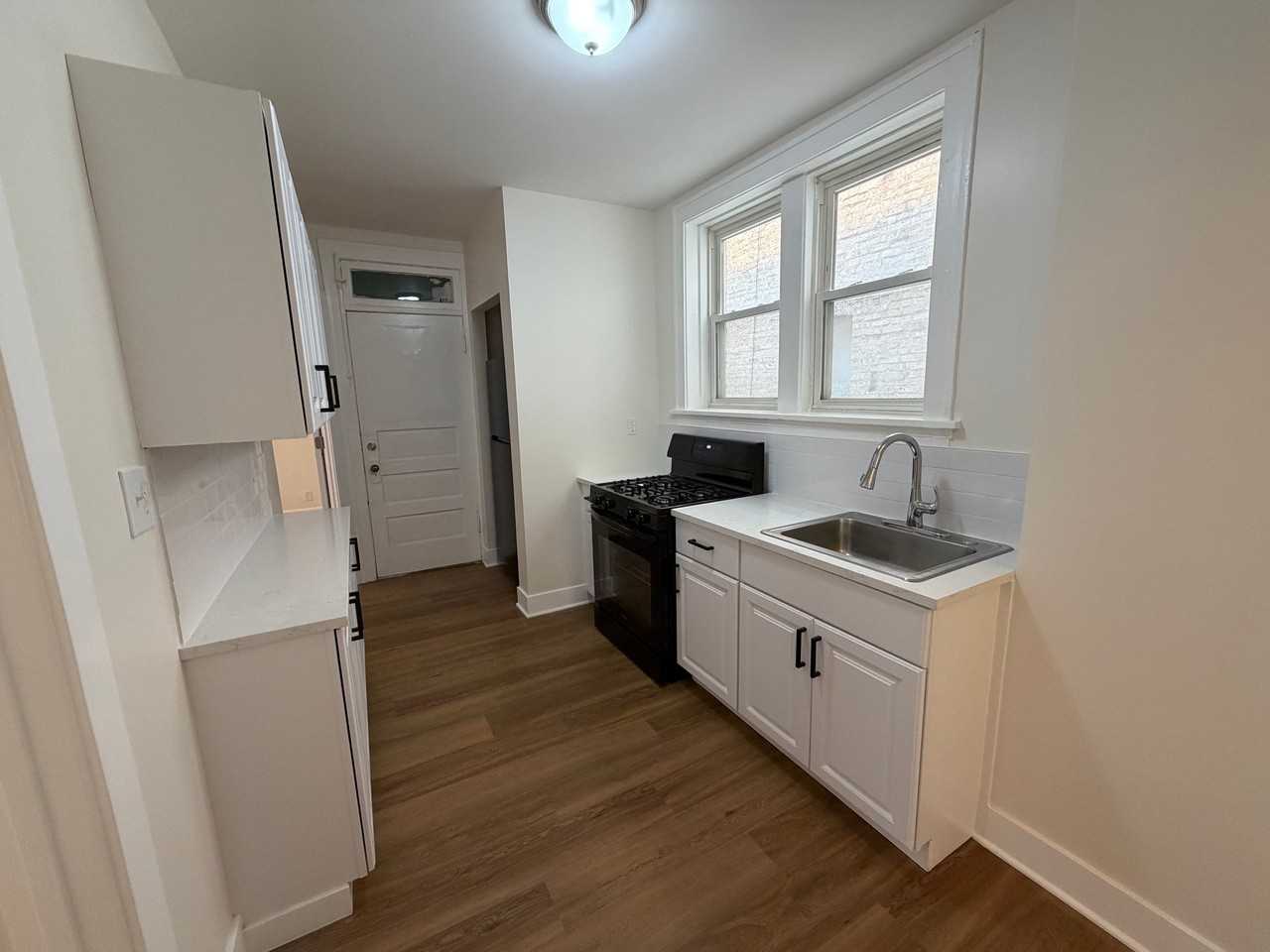 4154 N Mozart St #F - Photo 3 of 9