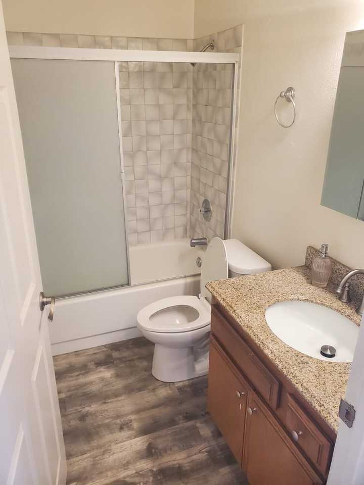14615 Burbank Blvd #202B - Photo 7 of 20