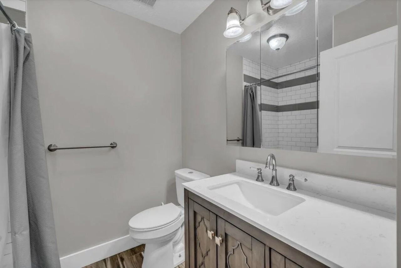 575 S Main St #2 - Photo 7 of 12